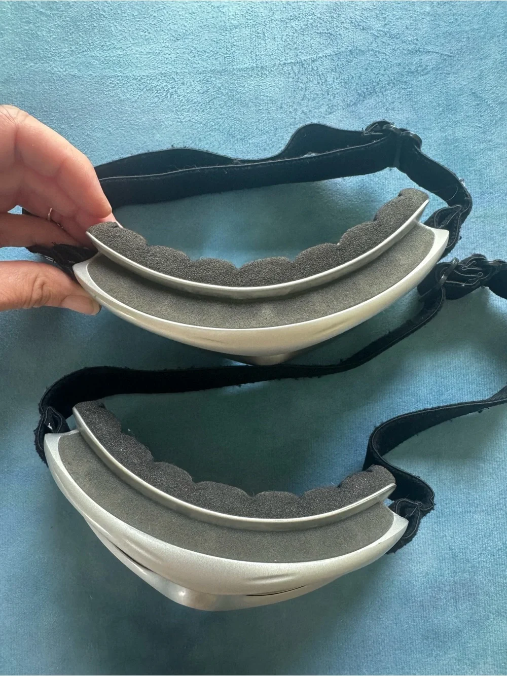 Magellan Outdoors youth Silver Frame Mirrored Blue Lens Ski Goggles - 2 Pack